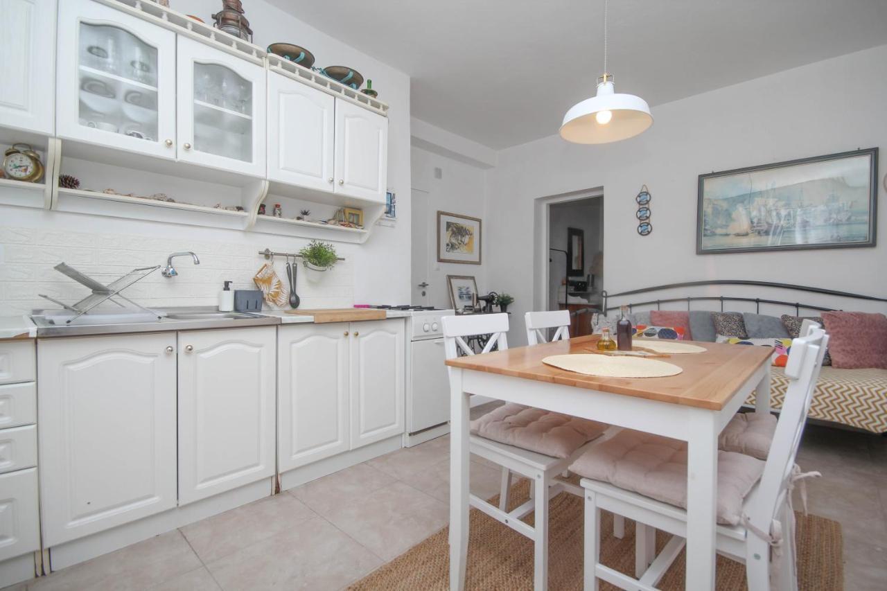 Lola'S Apartments Tribalj Dış mekan fotoğraf