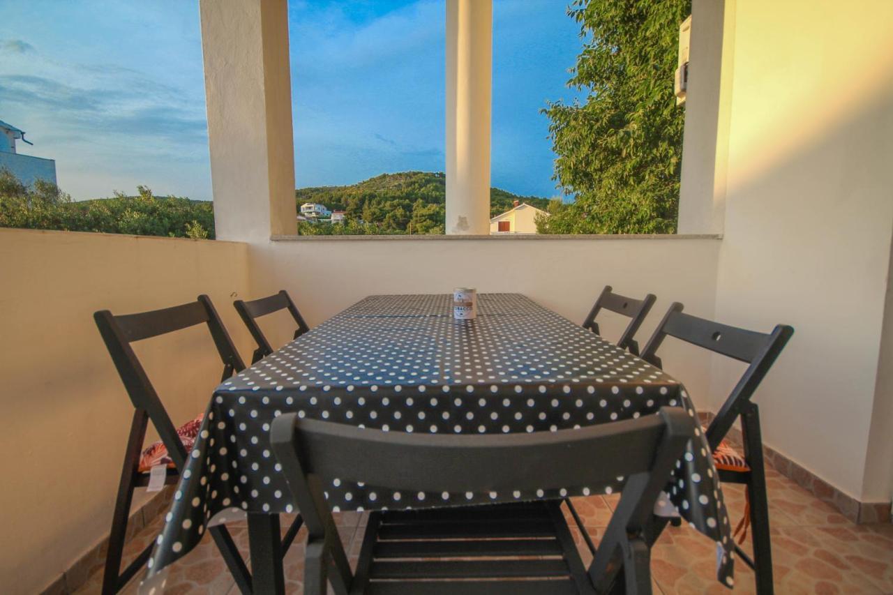 Lola'S Apartments Tribalj Dış mekan fotoğraf