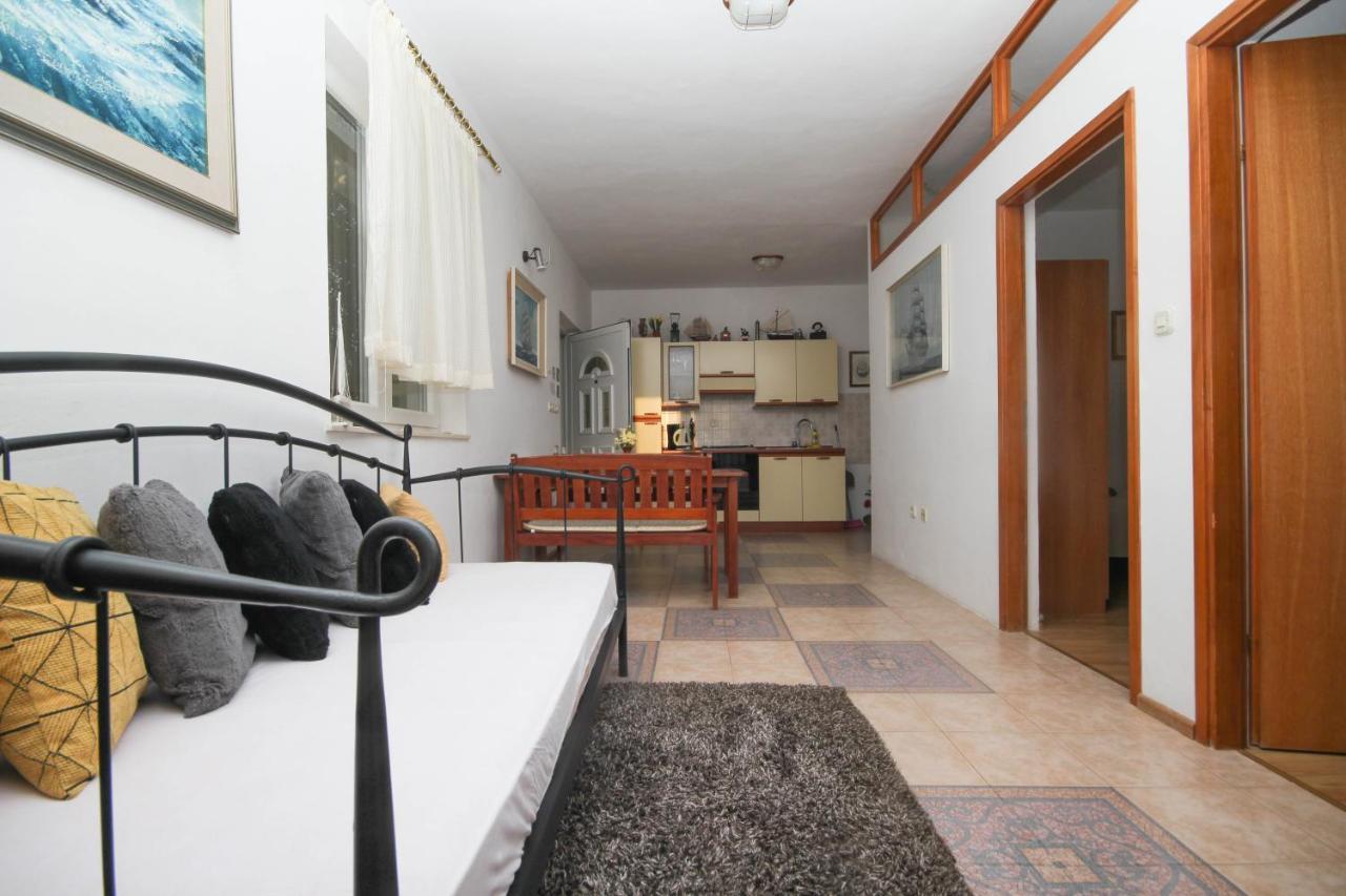 Lola'S Apartments Tribalj Dış mekan fotoğraf