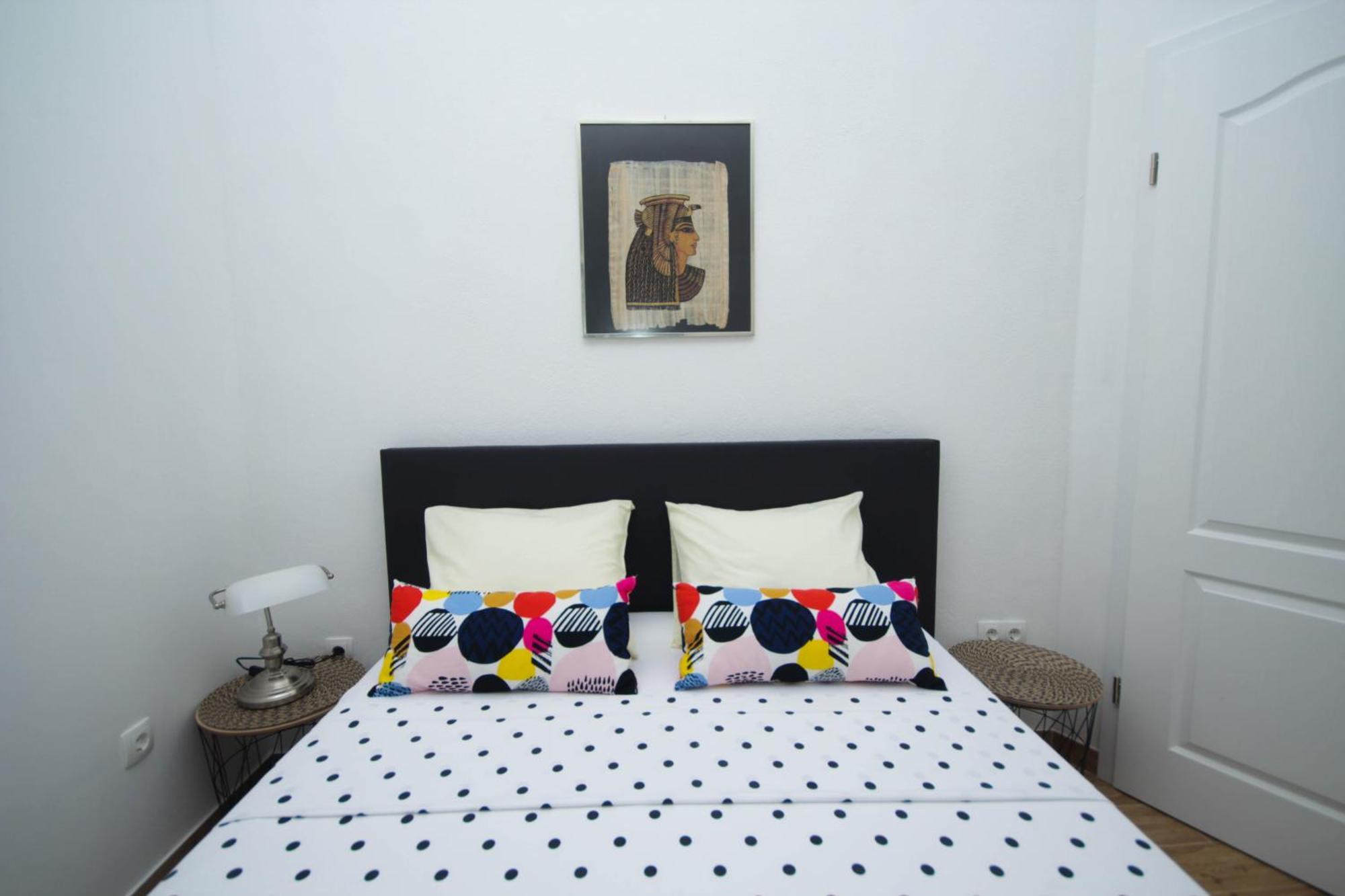 Lola'S Apartments Tribalj Oda fotoğraf