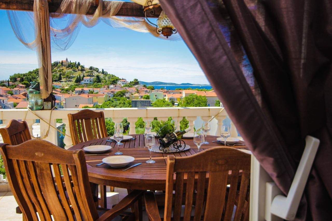 Lola'S Apartments Tribalj Dış mekan fotoğraf