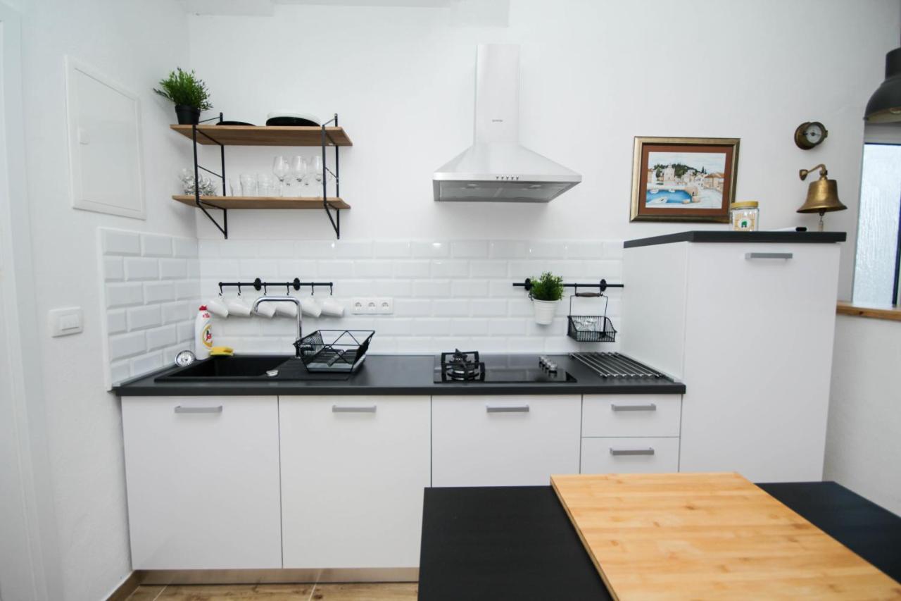 Lola'S Apartments Tribalj Dış mekan fotoğraf